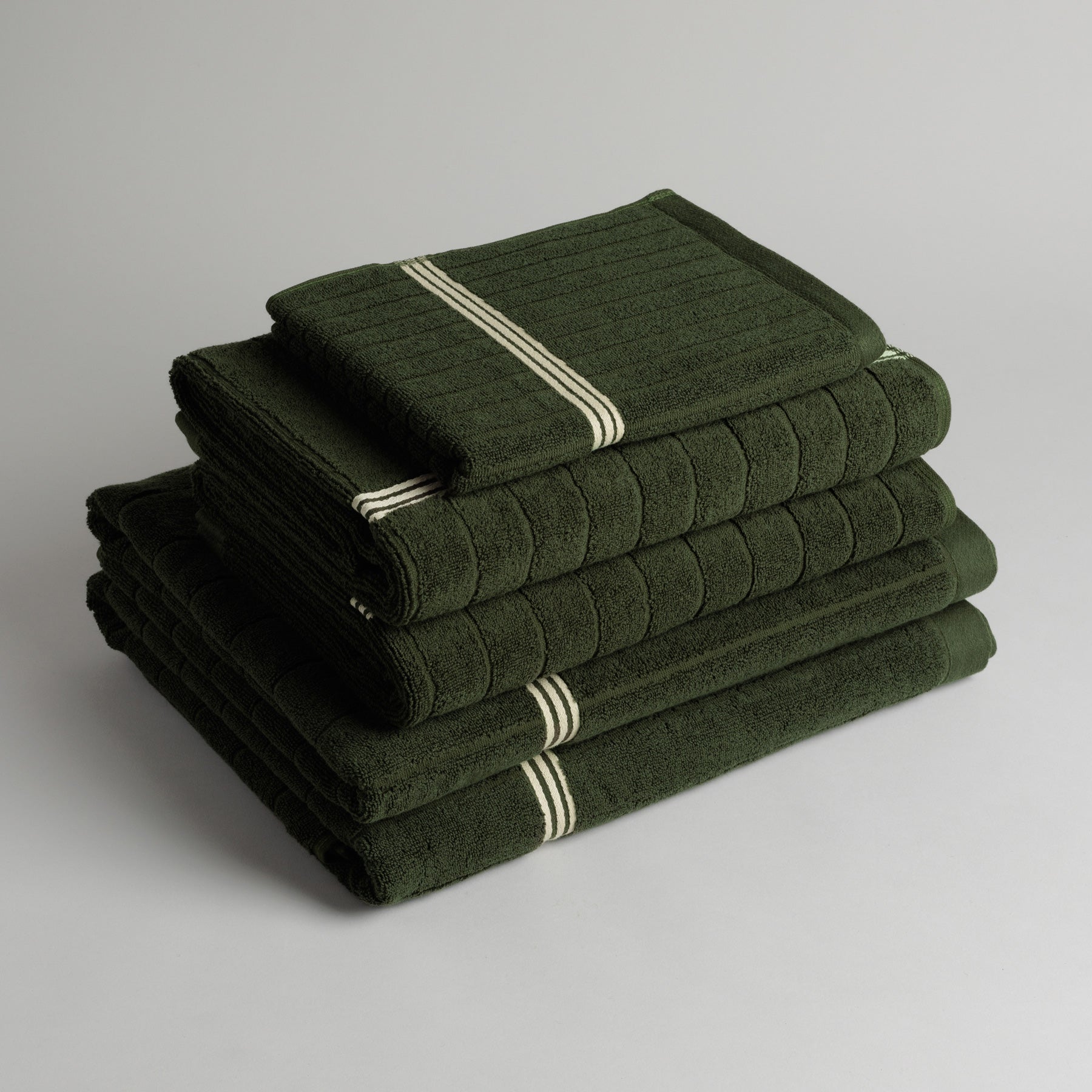 BAINA-towels-moss-green-set-bath-sheets