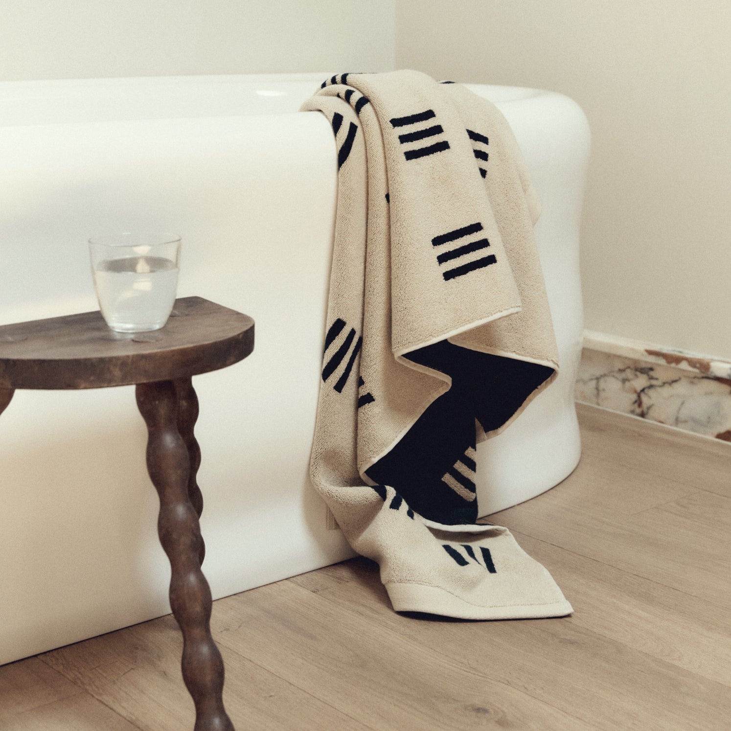 BAINA_TOWELS-Baina-Claremont-Bath-Towel-bathroom