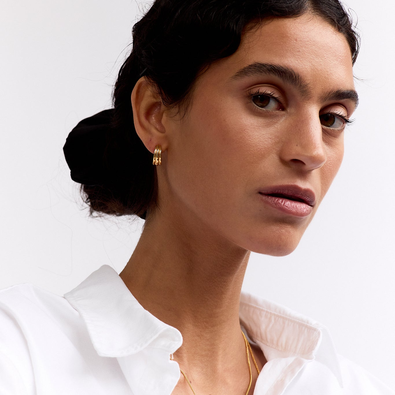 La-Dailie-Jewellery-Gold-Earrings-Chunky-Ribbed-Hoop-2