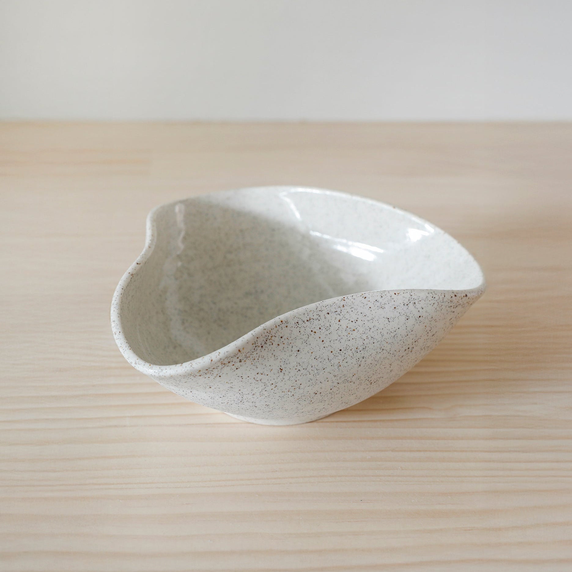 ceramic-Rosa-bowl-Author-Ceramics-Mini-Rosa-bowl