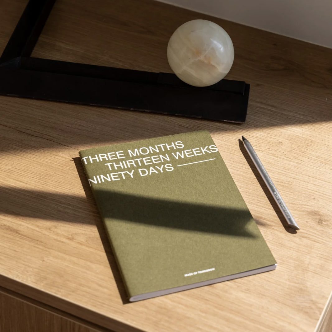 made-of-tomorrow-3-month-planner-khaki-2
