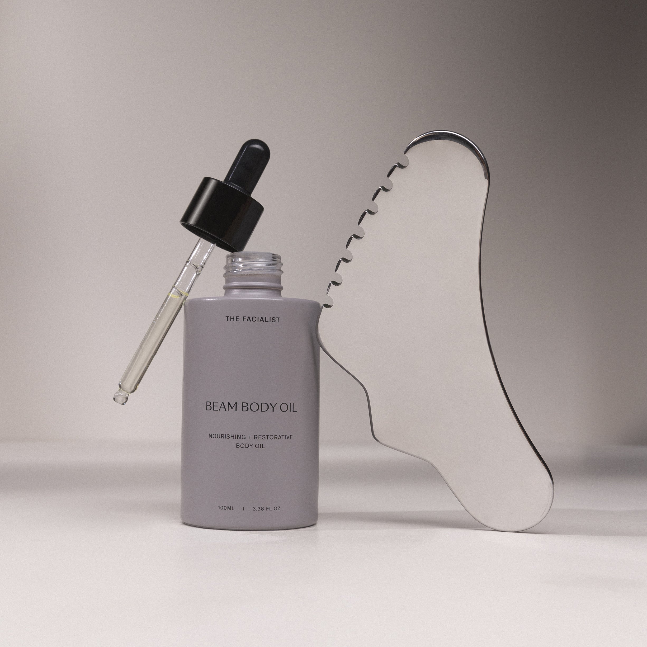 the-facialist_Body-oil-and-Body-Gua-Sha