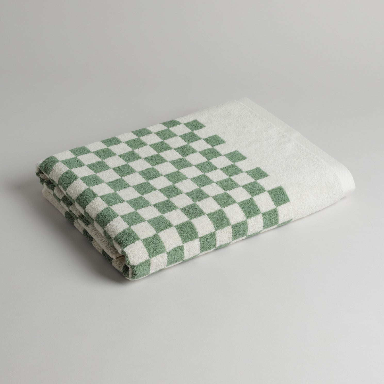 BAINA-Towels-Baina-Checkered-Pool-Towel-Roman-Sage-Chalk