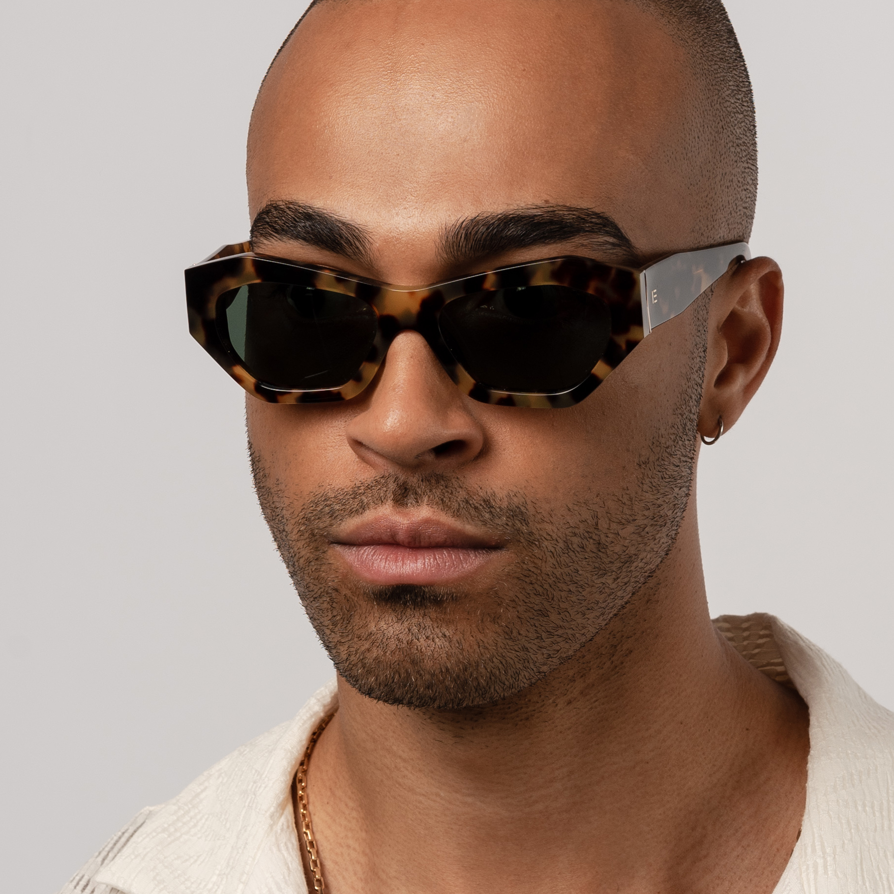 Isle_of_Eden_Sunglasses-NZ-Emily-Tort-Tortoise-2