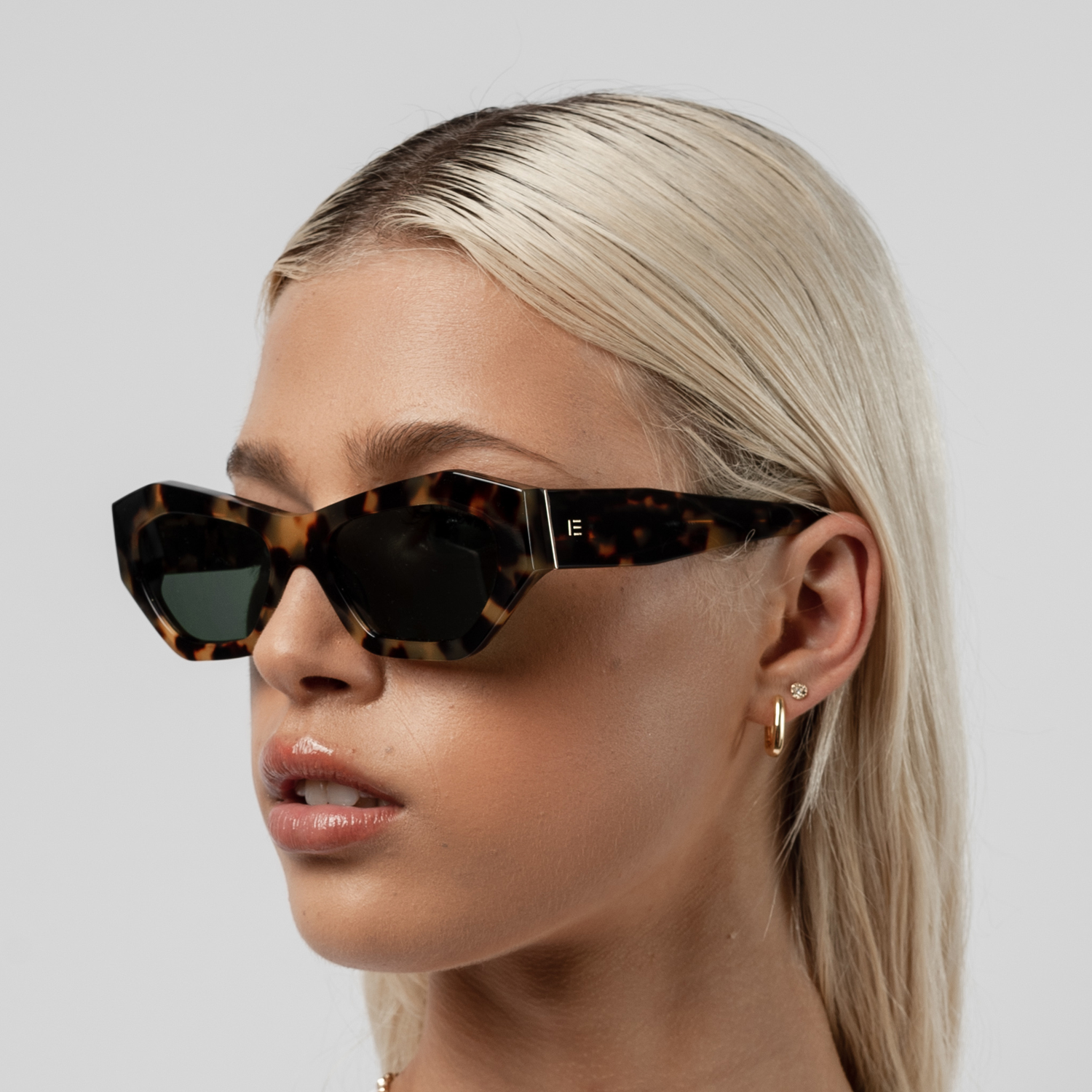 Isle_of_Eden_Sunglasses-NZ-Emily-Tort-Tortoise