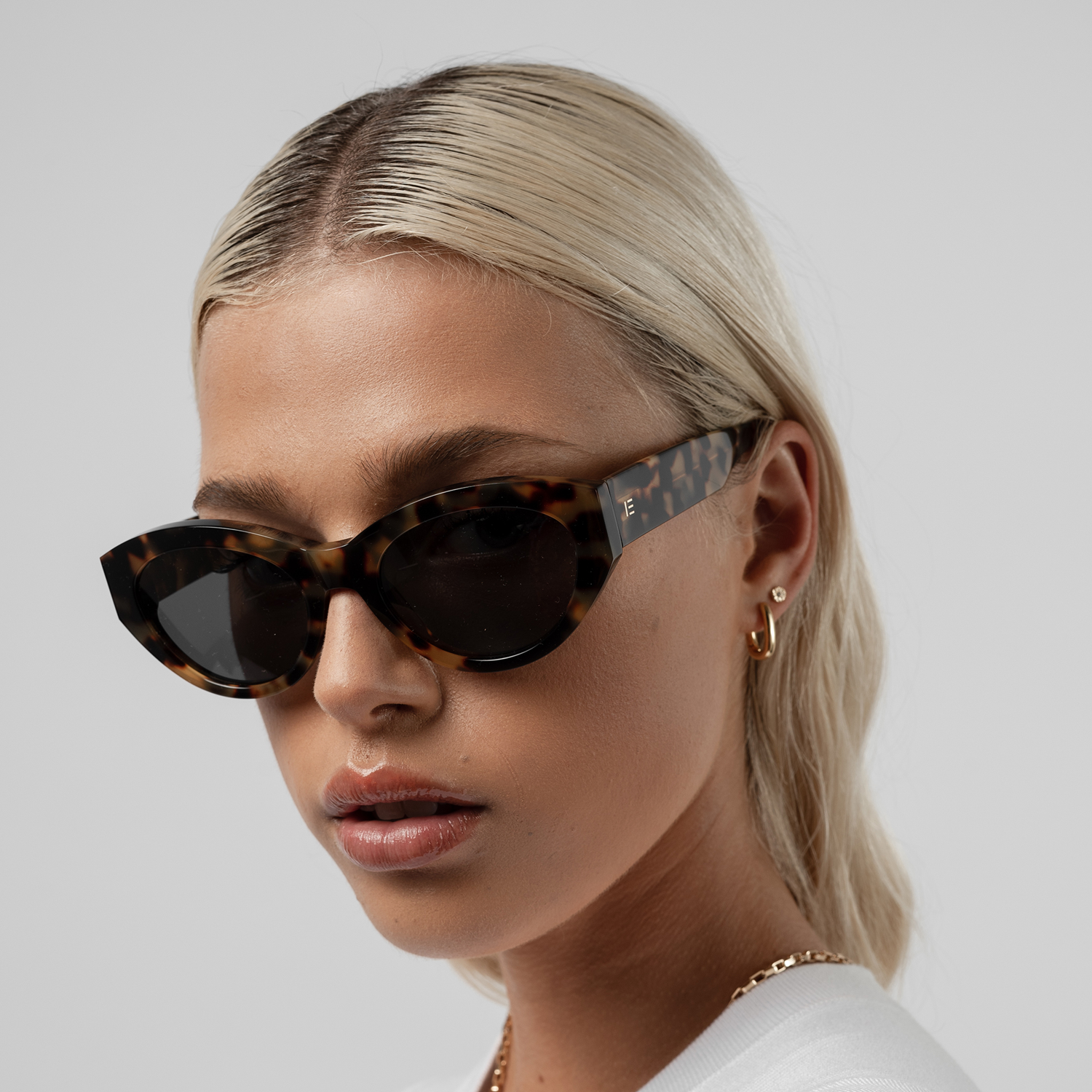 Isle_of_Eden_Sunglasses-NZ-Felina-Tort-Tortoise-1