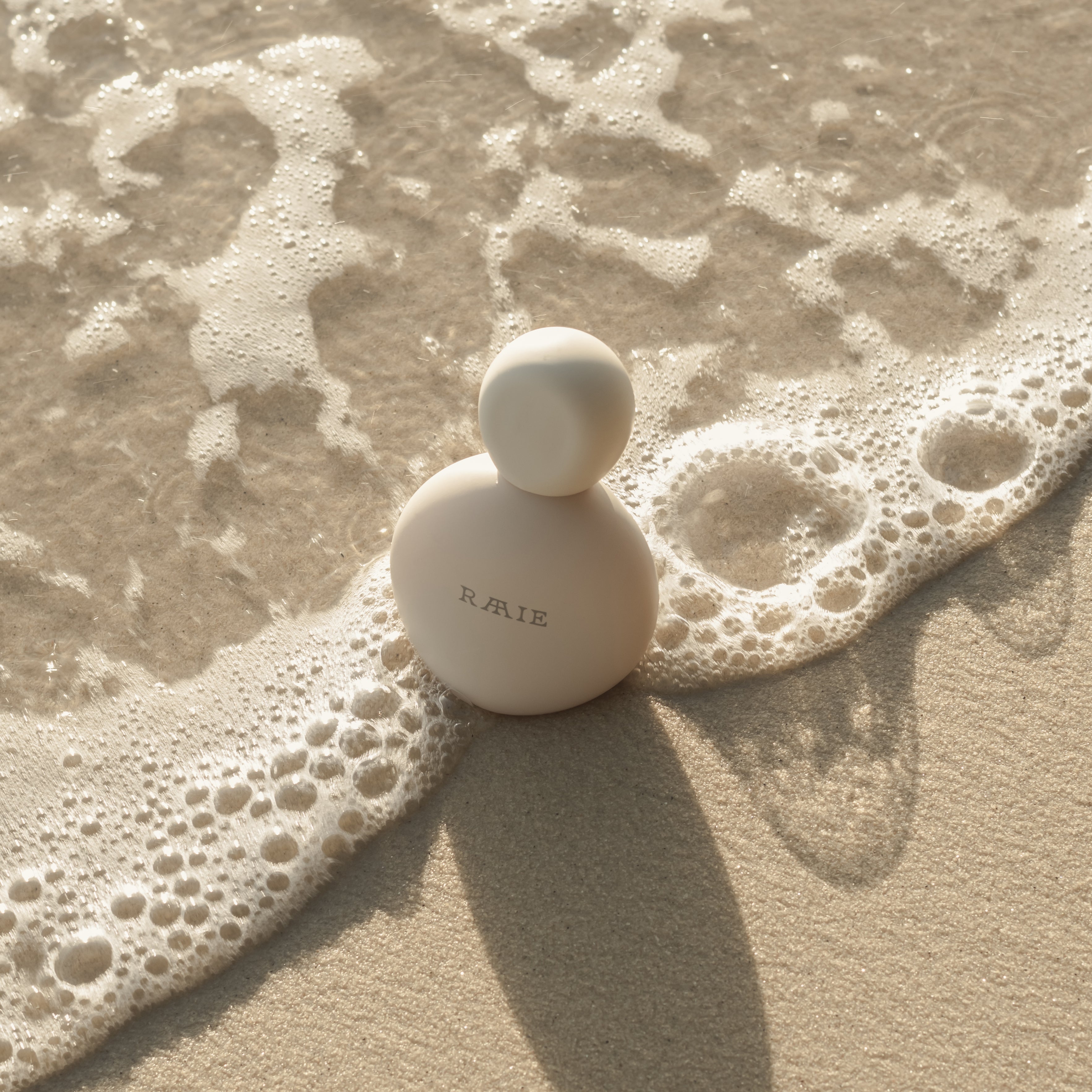 RAAIE-SPF50-sunscreen-sun-milk-drops