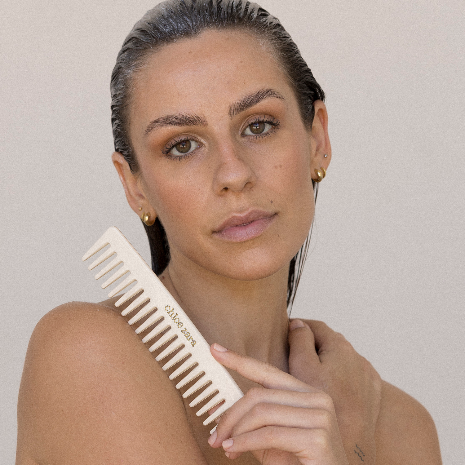 chloe-zara_hair-comb-bone