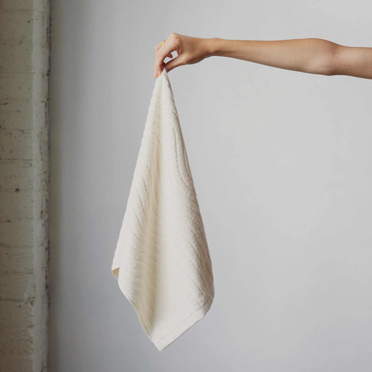 homeware-towel-BAINA-Virginia-Hand-Towel