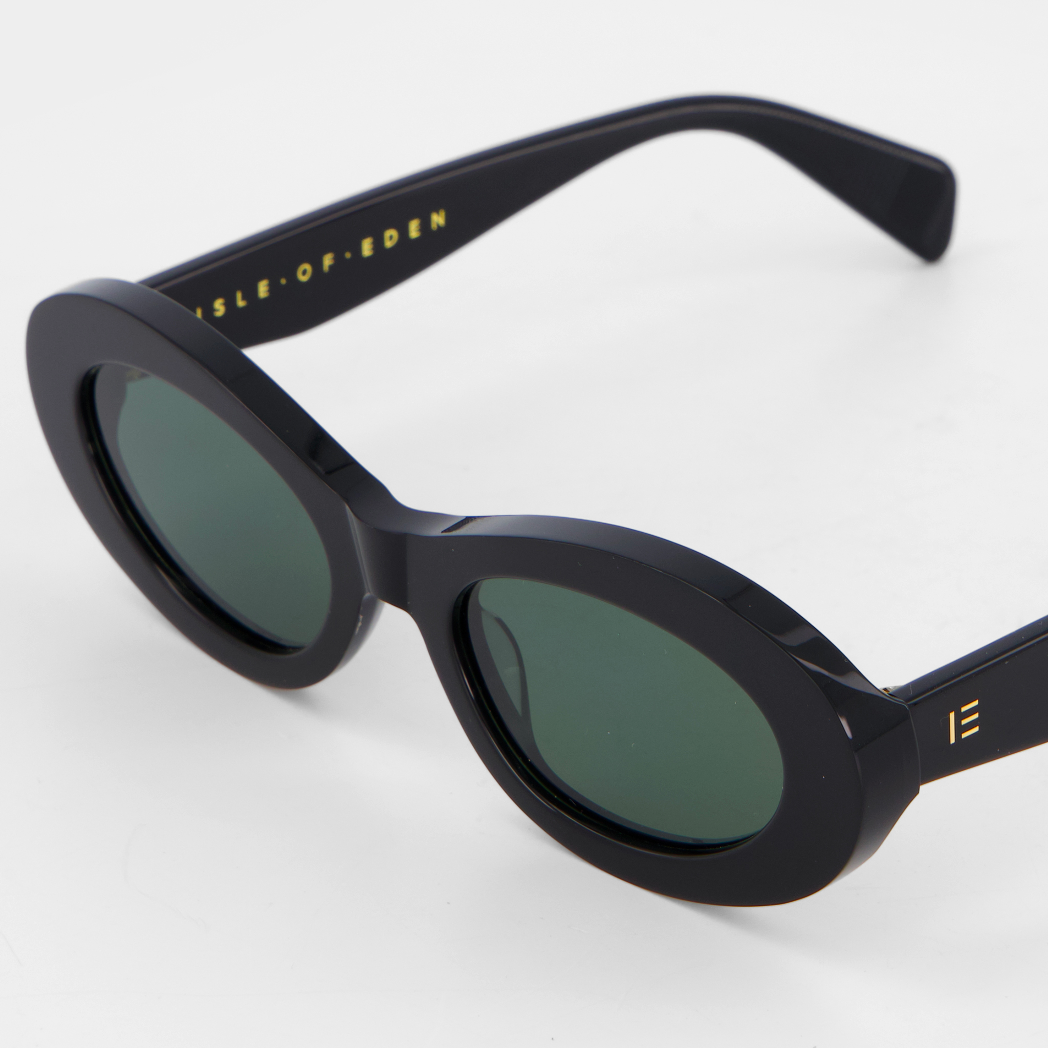 isle-of-eden-sunglasses-frankie-black-close-up