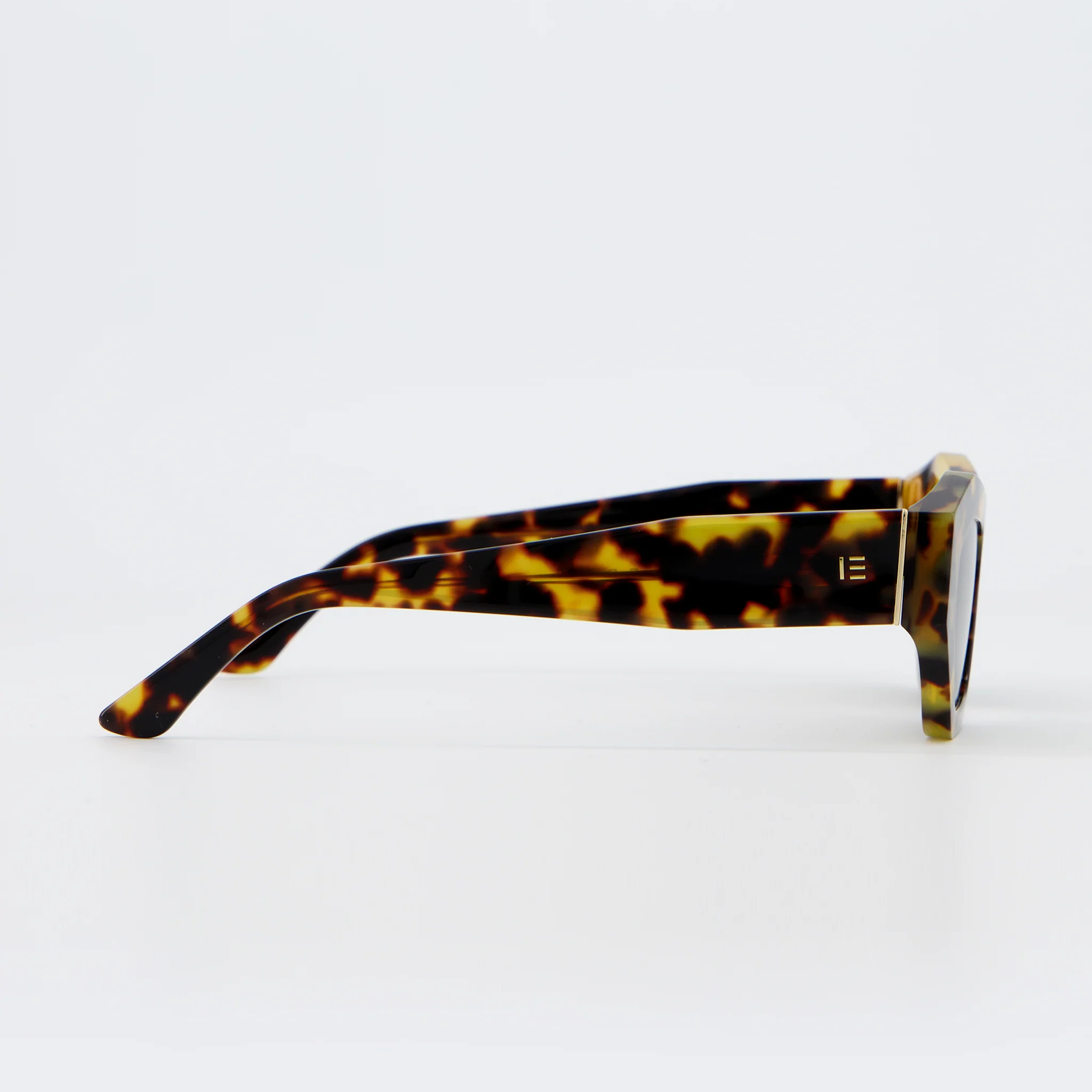 sunglasses-isle-of-eden-emily-tortoise-side