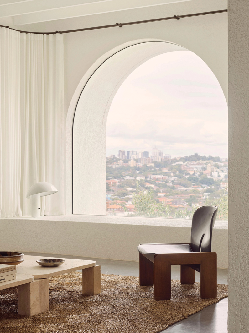 Gentle Geometry: Crescent House