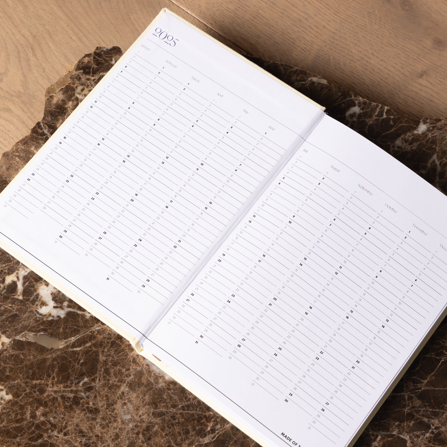 2025-Weekly-Diary-Citrus-annual-calendar-pages