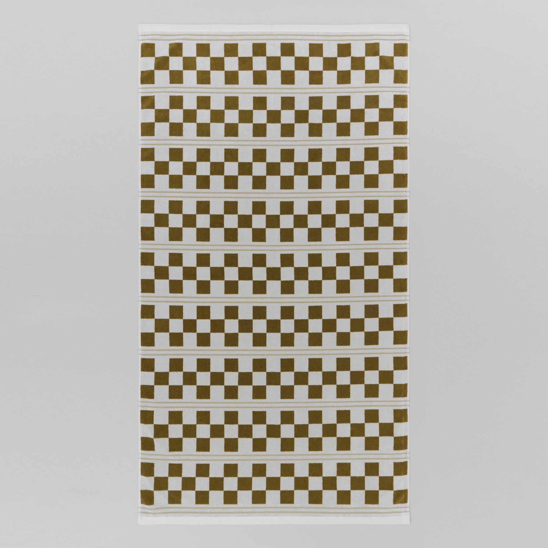 BAINA-Pool-Towel-Checkered-Caper-Chalk