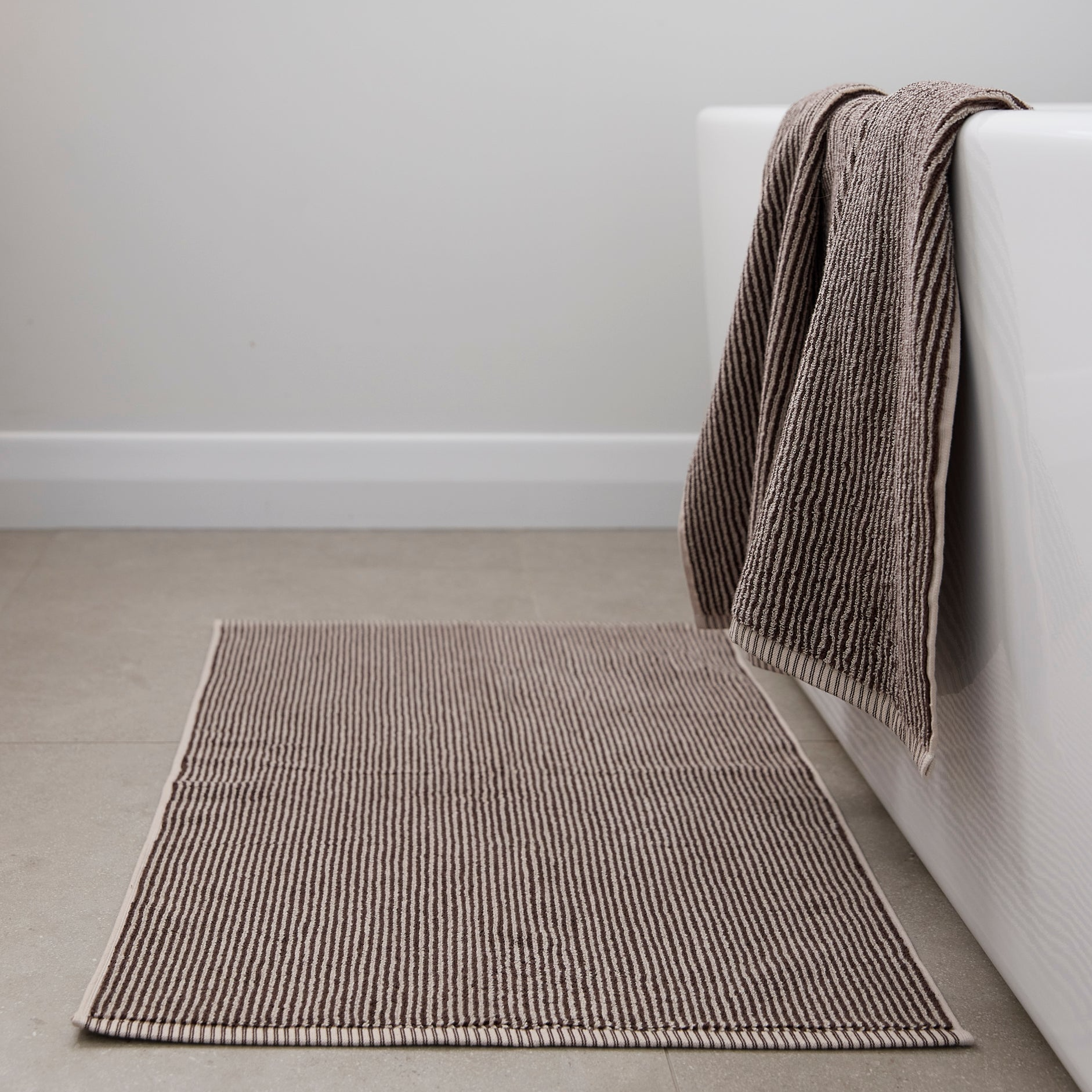 Citta-Design-Thin-Stripe-Cocoa-Bone-Towel-Bath-Mat