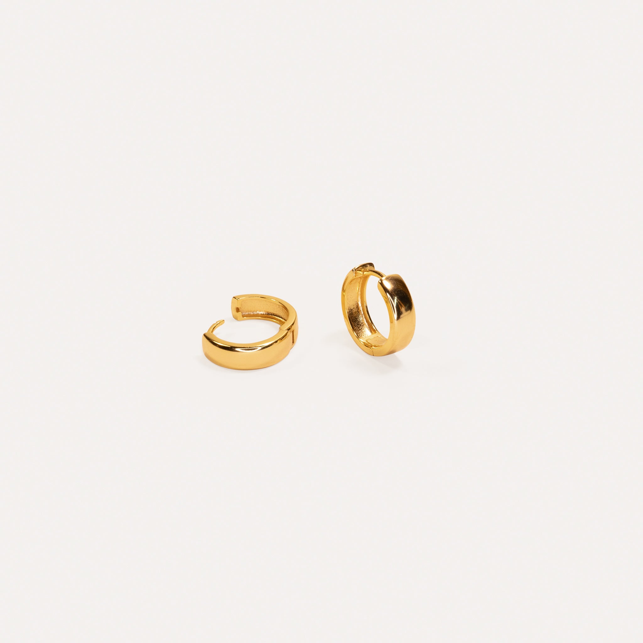 Everyday-Cuff-Hoop_Gold_LA-DAILIE