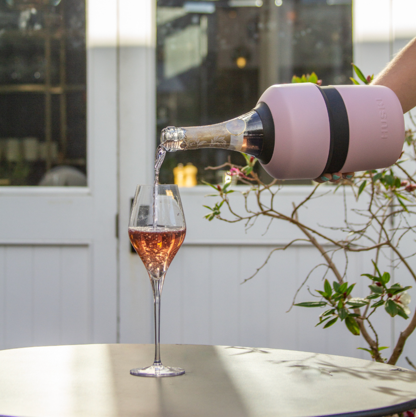 HUSKI-champagne-bubbly-cooler-pink