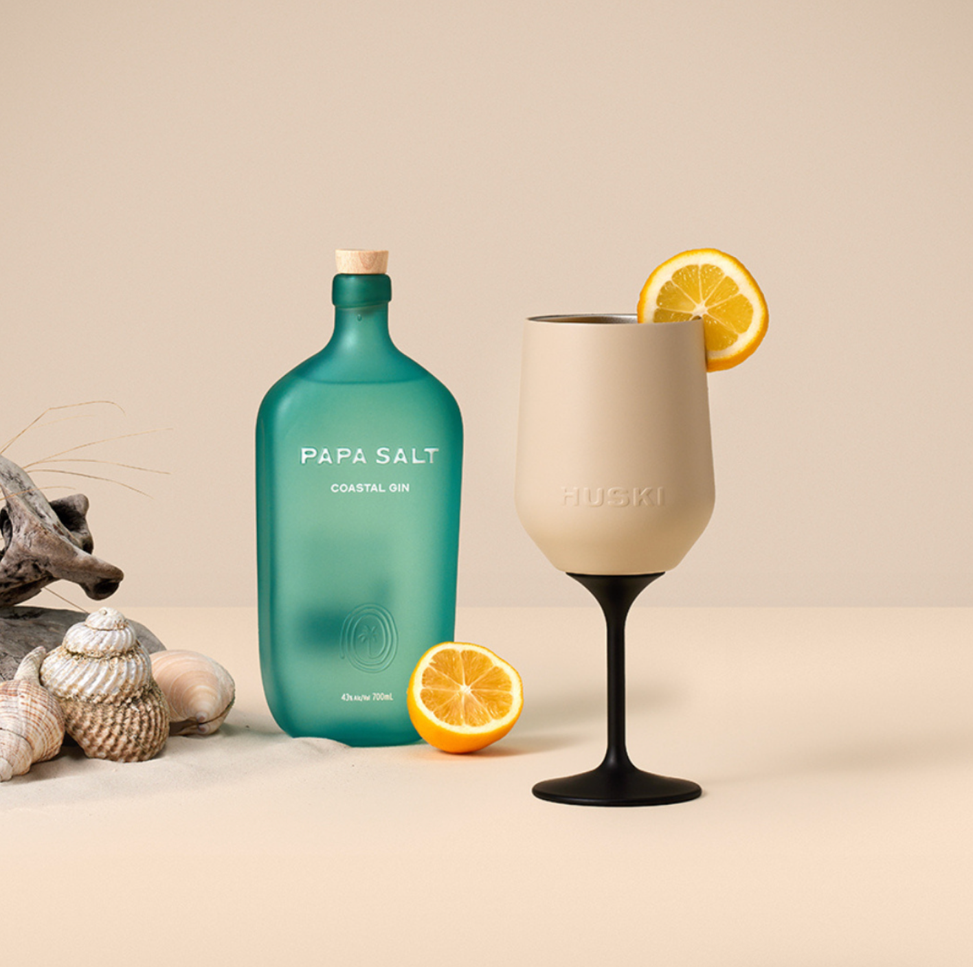 HUSKI-wine-tumbler-in-Sand-Beige