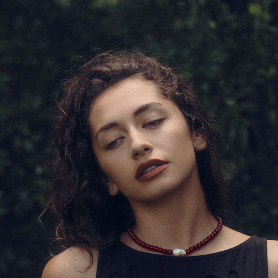 Honeybloom-Isabella-Pearl-Necklace