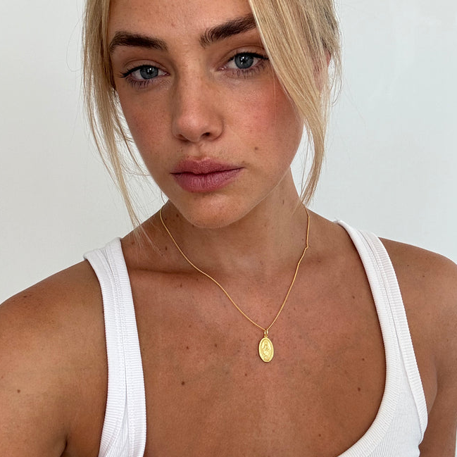 La-Dailie-Gold-Necklace-St-Mary-5
