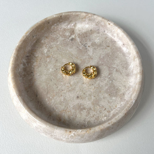 La-Dailie-earrings-Croissant-Hoop-gold-earrings-1