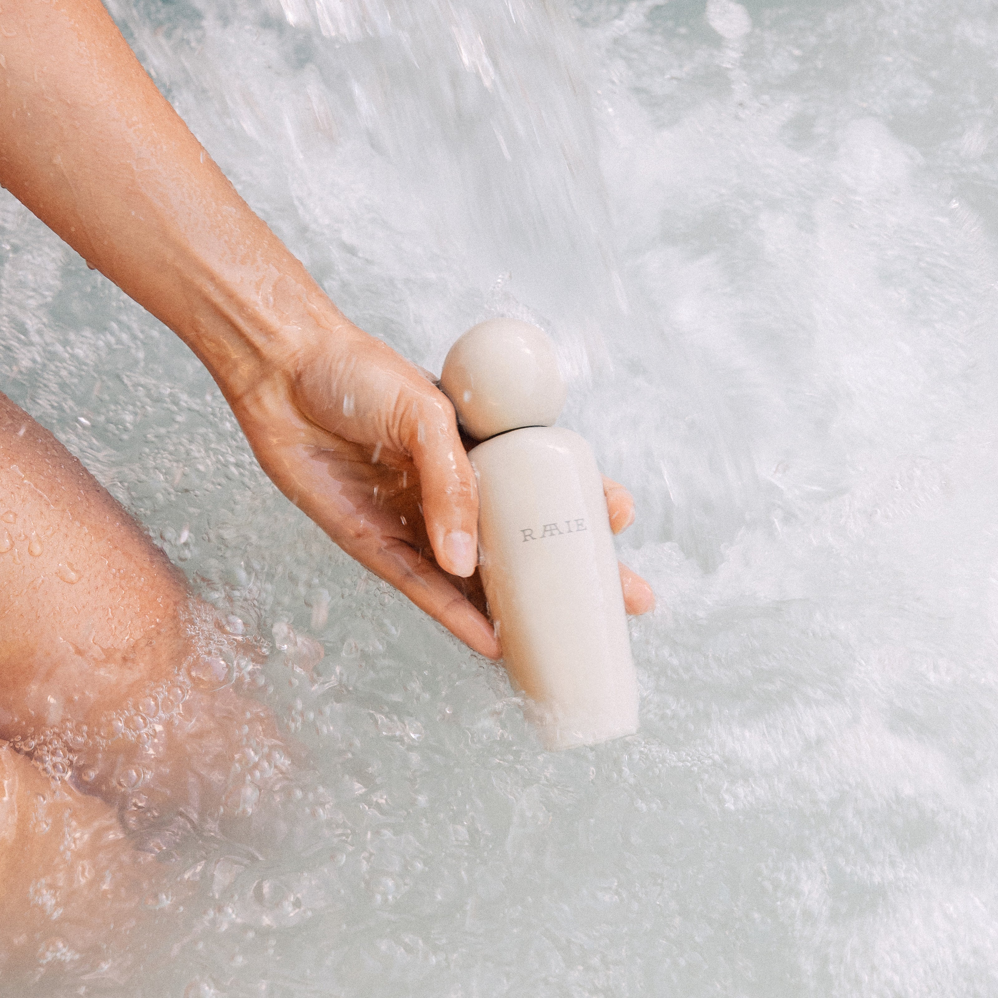 RAAIE-Skincare-Tranquillity-Water-Activating-Facial-Mist-6