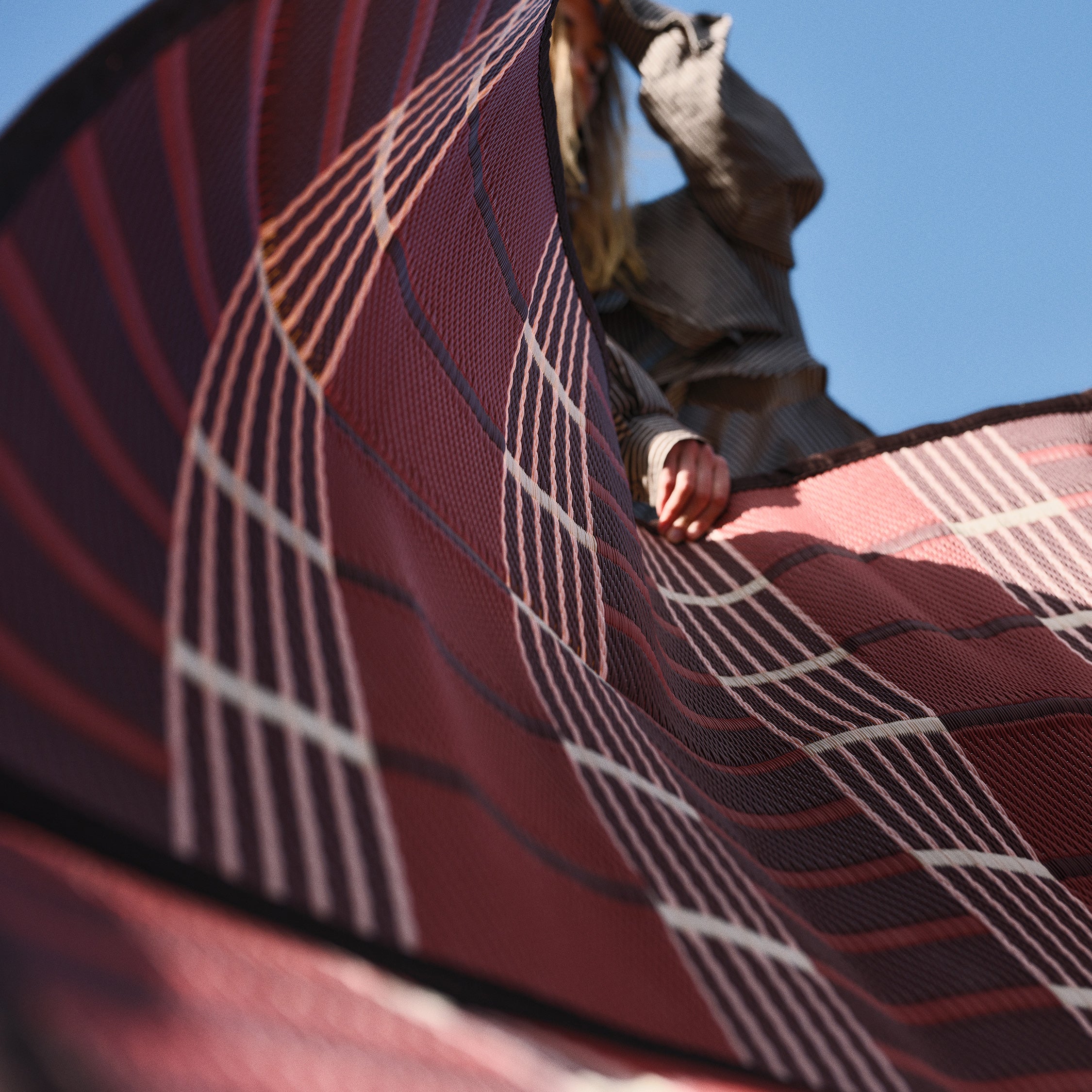 SUNNUP-outdoor-mat-EMBER-5