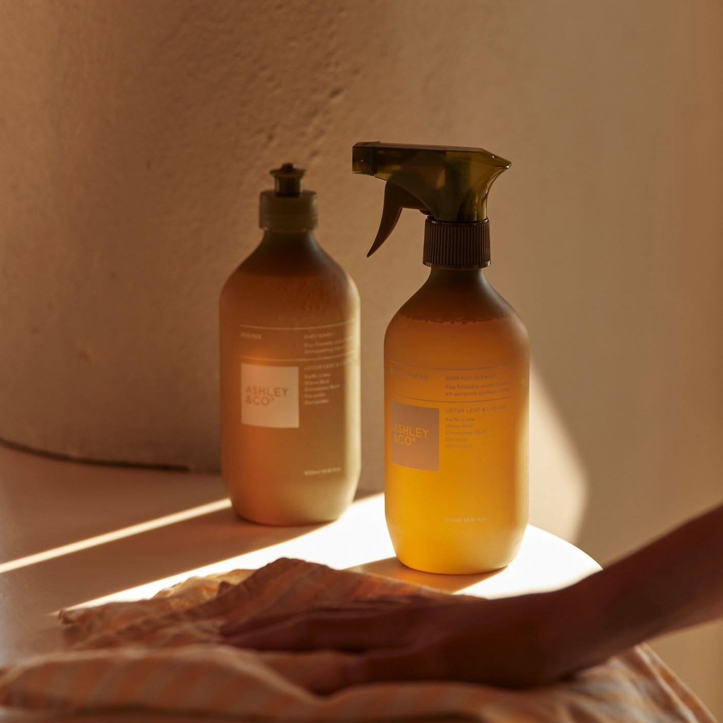 ashley-and-co-kitchen-cleaning-bench-spray