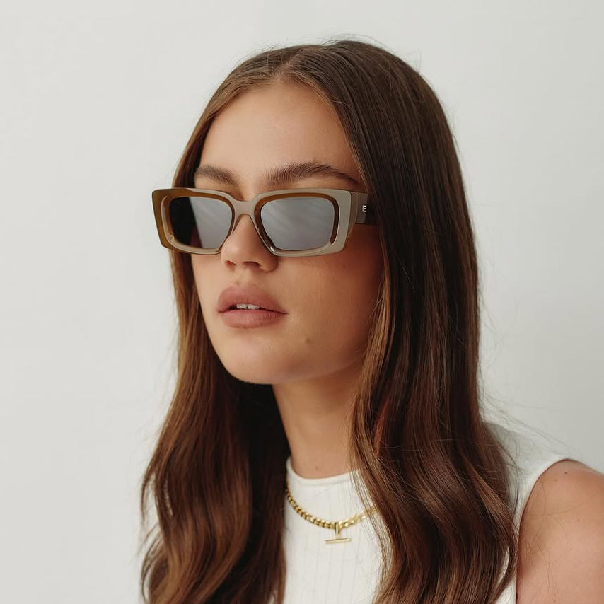 isle-of-eden-sunglasses-GOLDIE-Dijon-Model