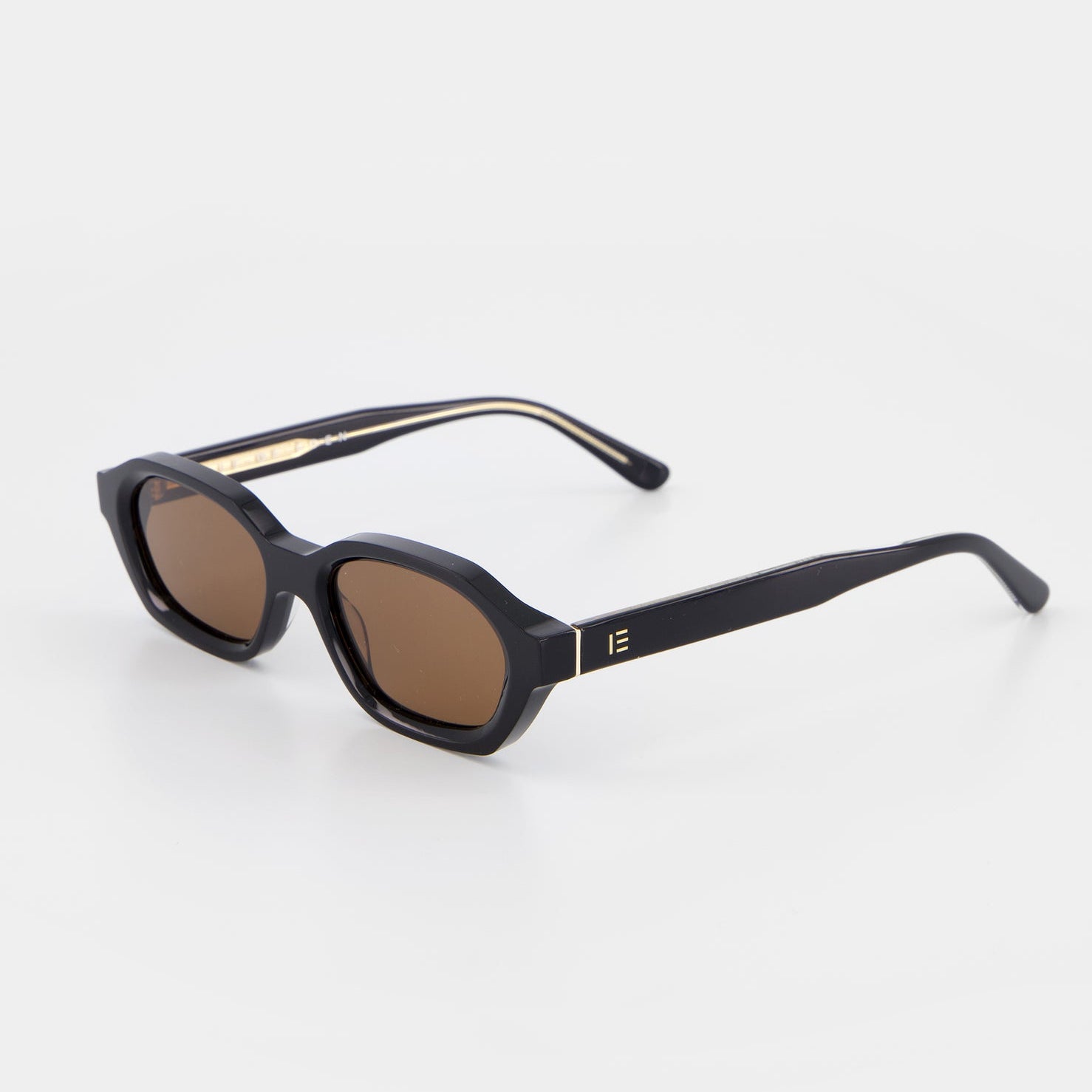 isle-of-eden-sunglasses-luca-black-side-view