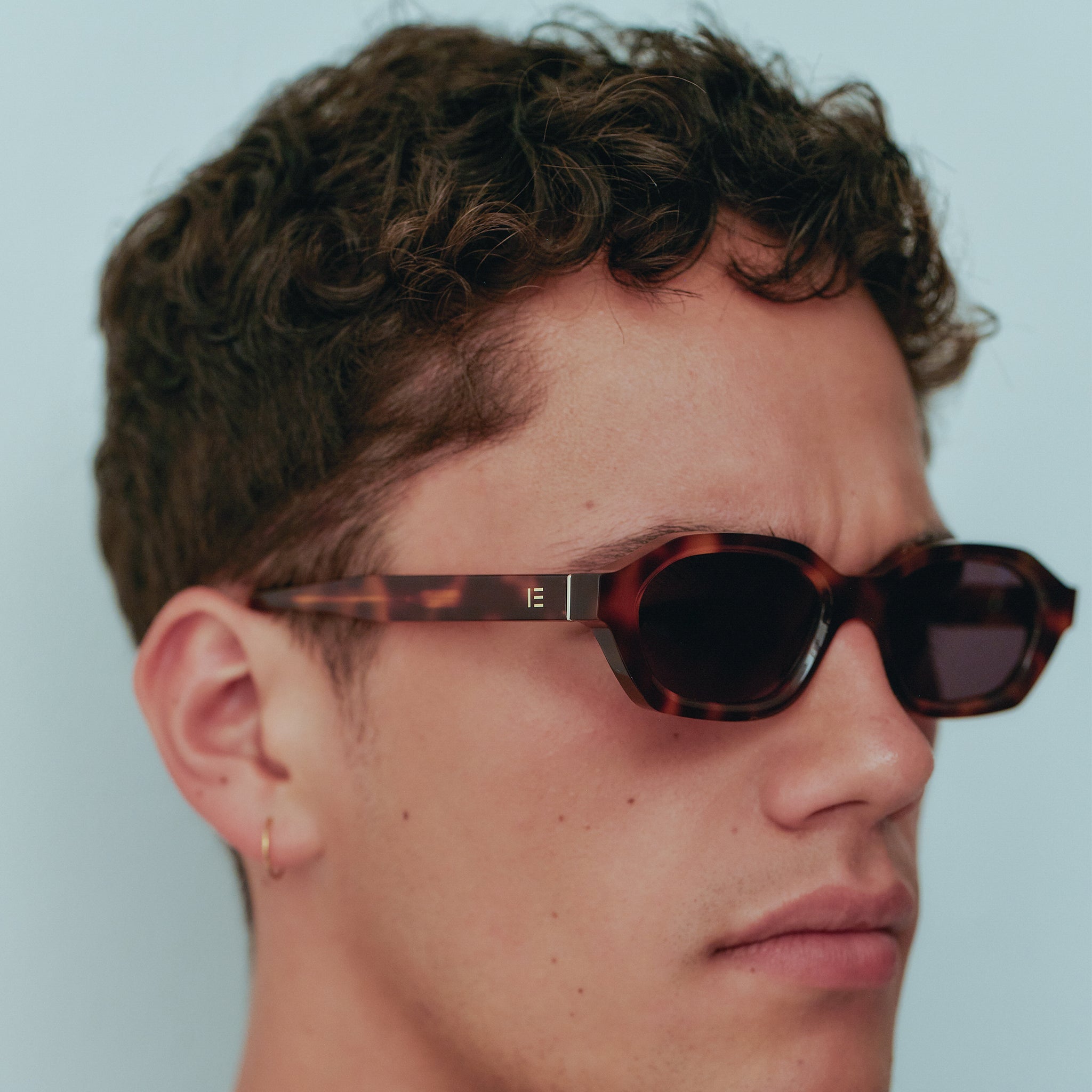 isle-of-eden-sunglasses-luca-tortoise-male-model