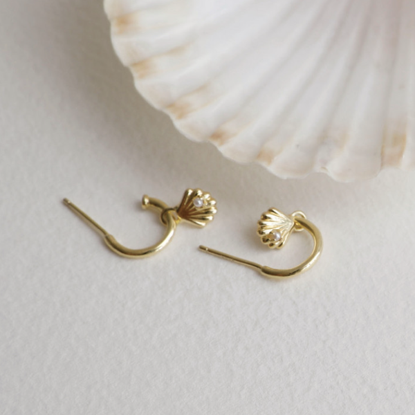     sophie-jewellery-sophie-earrings-sea-shells-hoop-earrings-gold