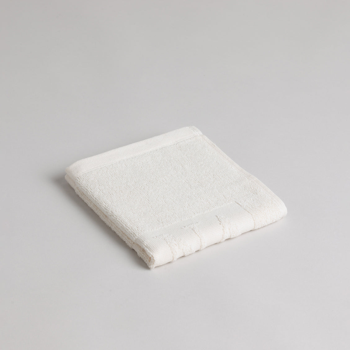     Baina-Towels-BAINA-Face-Cloth-Agnes-Ivory