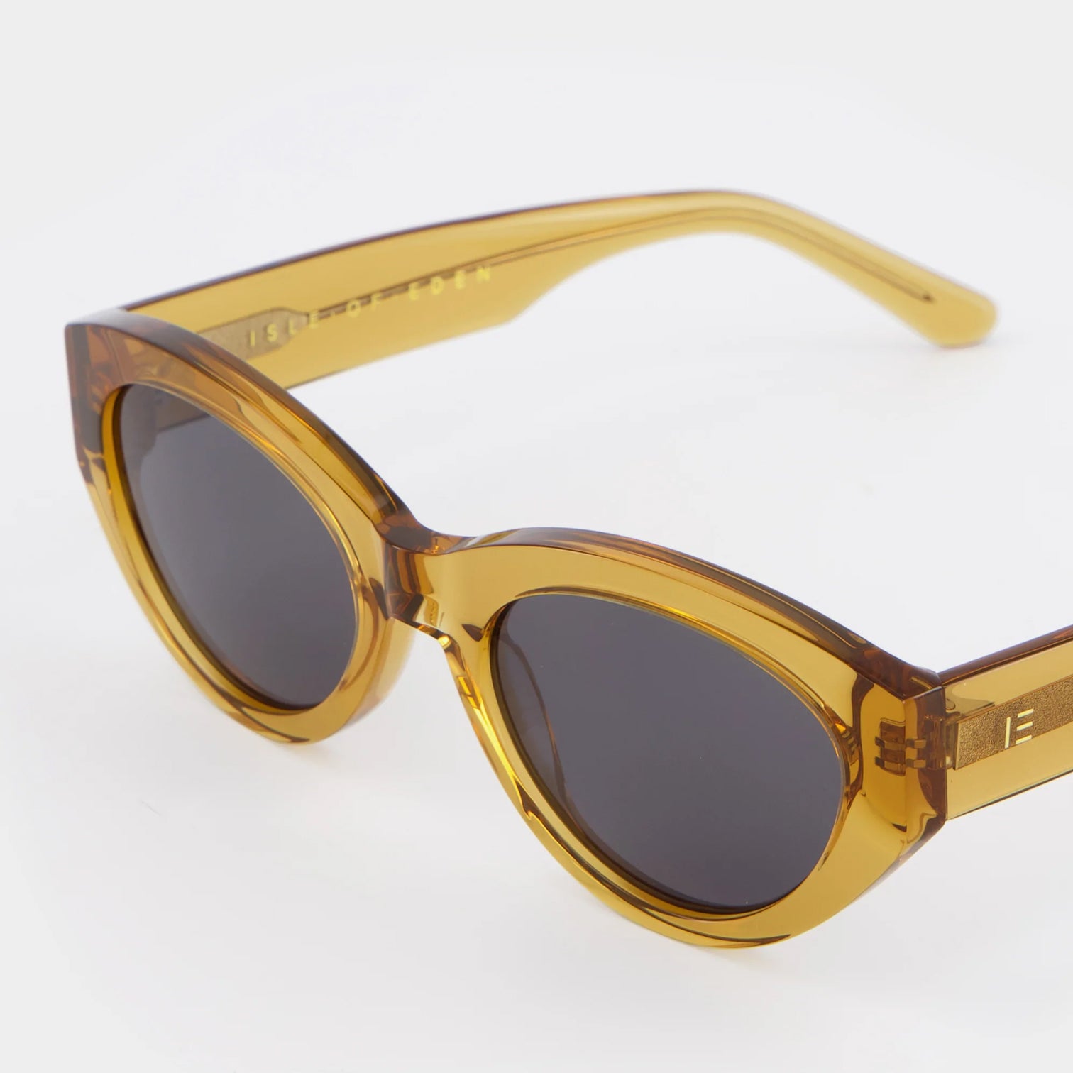    Isle-of-Eden-Sunglasses-NZ-FELINA-Cognac-4