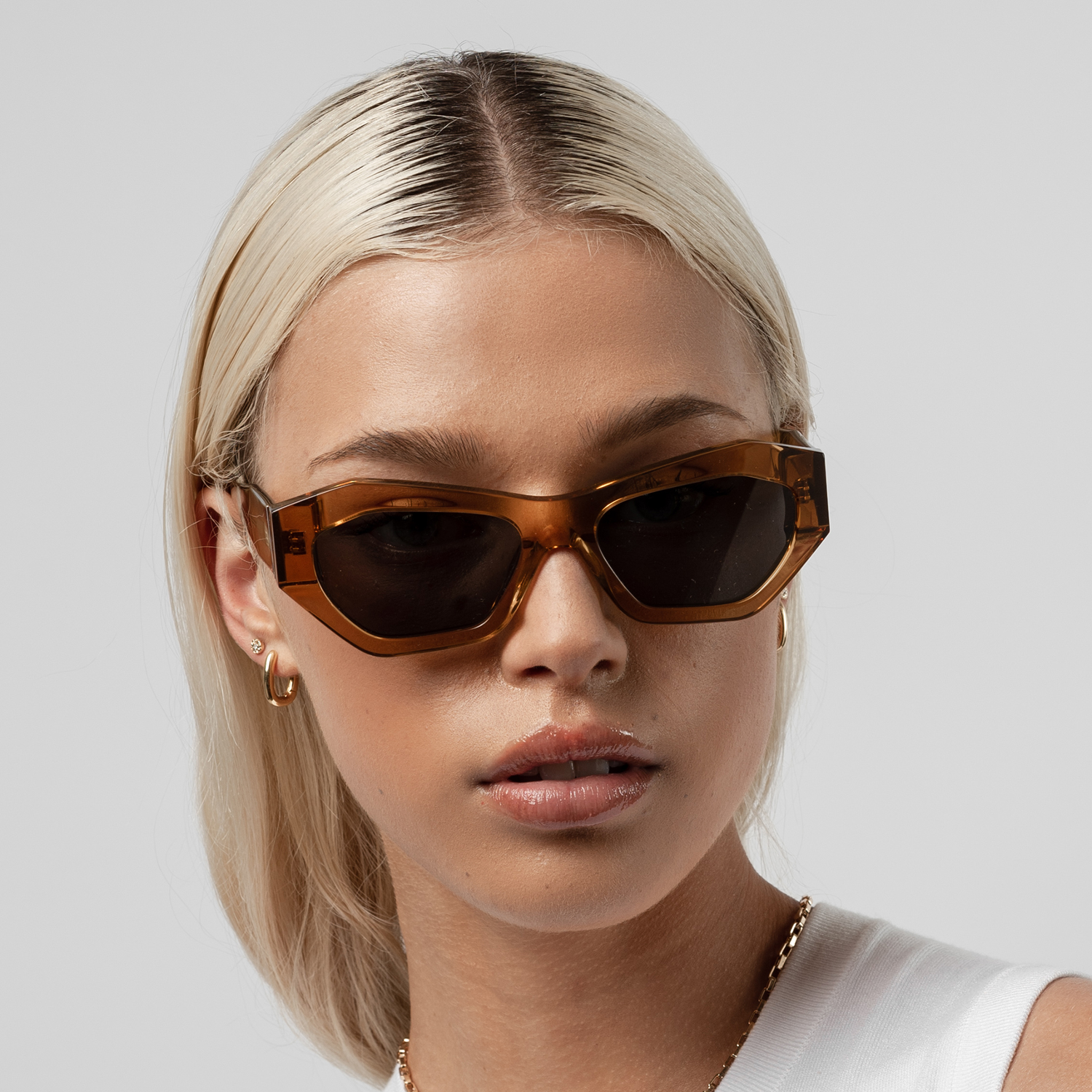      Isle_of_Eden_Sunglasses-NZ-Emily-Cognac-1