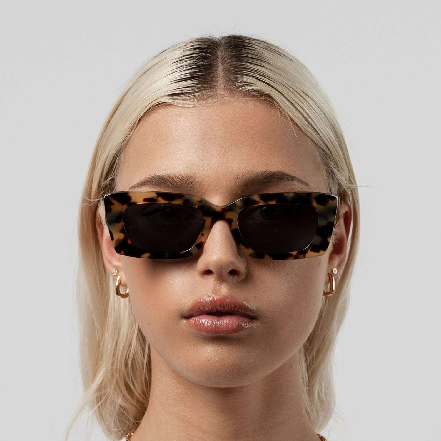 Isle_of_Eden_Sunglasses-NZ-Goldie-Tort-Tortoise-3
