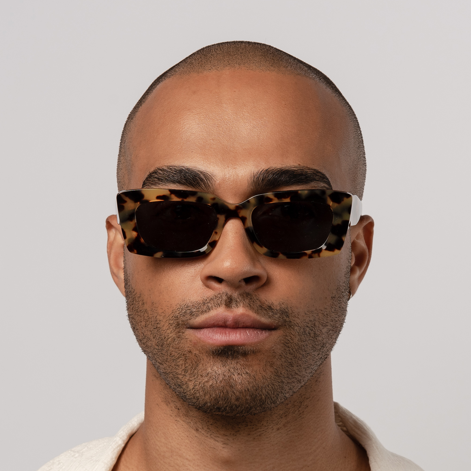 Isle_of_Eden_Sunglasses-NZ-Goldie-Tort-Tortoise