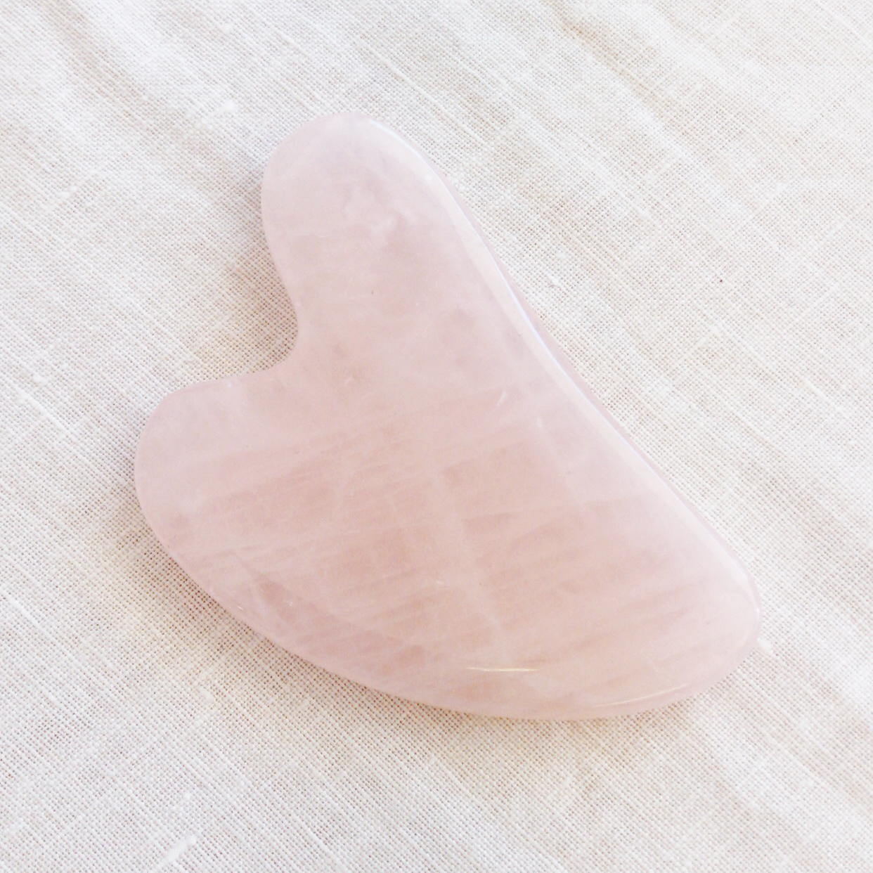 gua-sha-facial-tool-rose-quartz