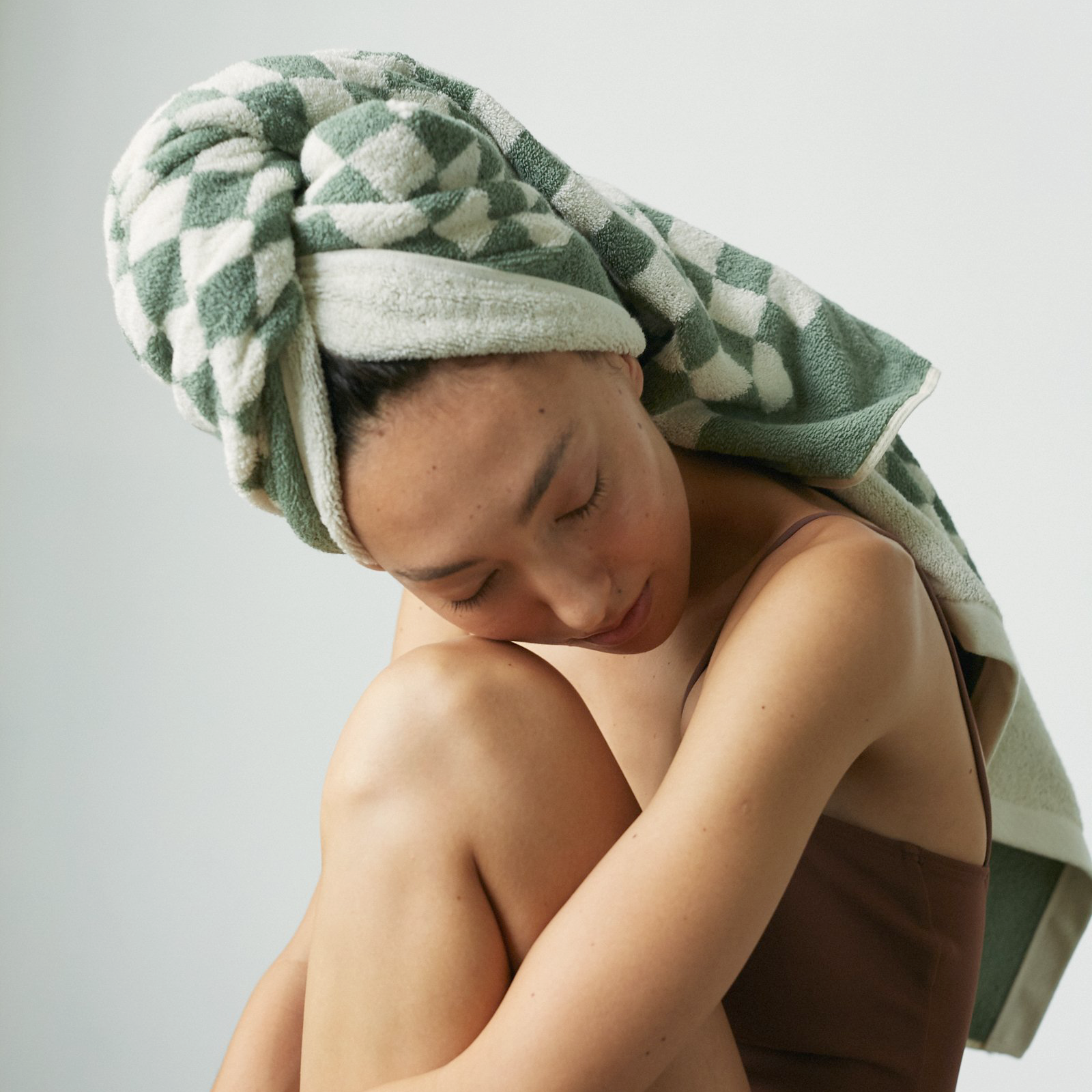 homeware-BAINA_Pool-Towel_Roman-Sage