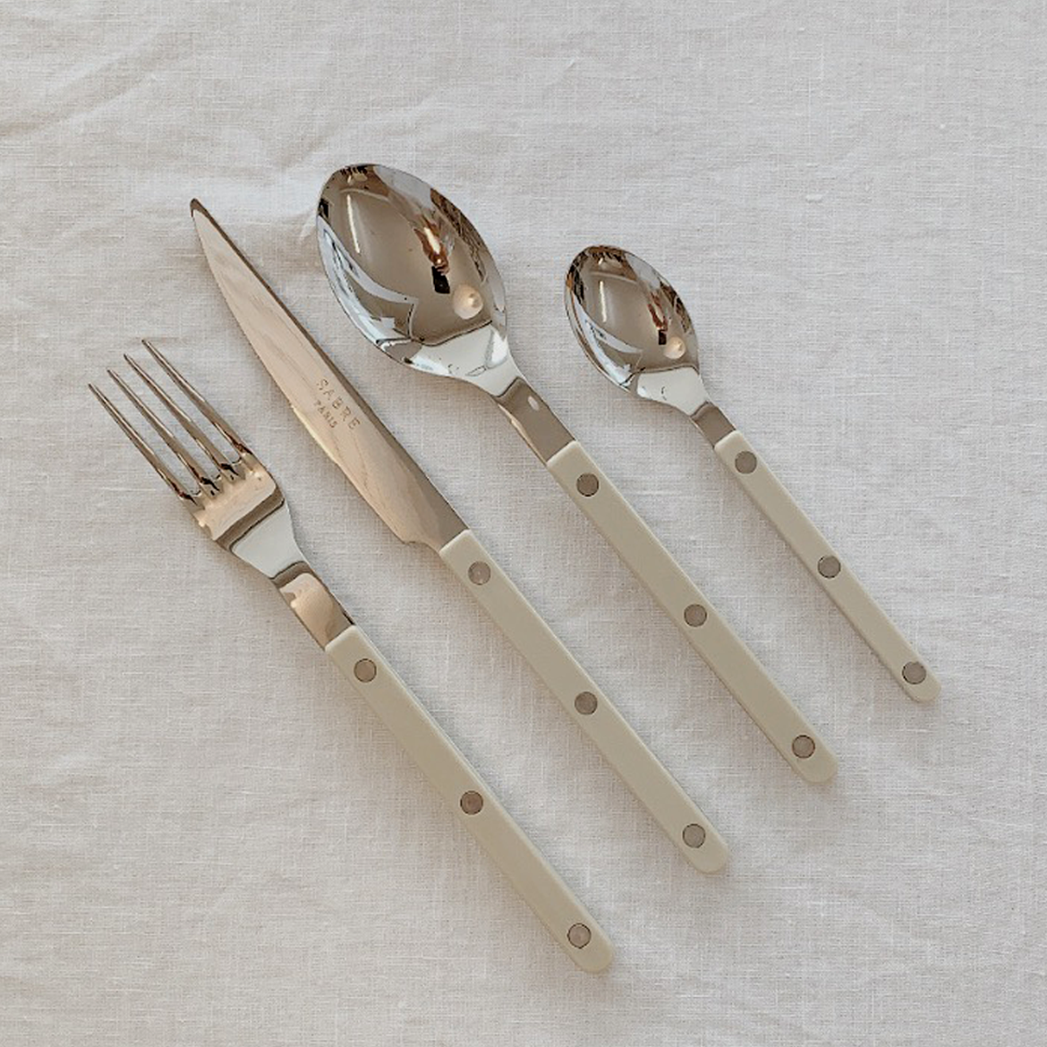 homeware-beige-sabre-cutlery