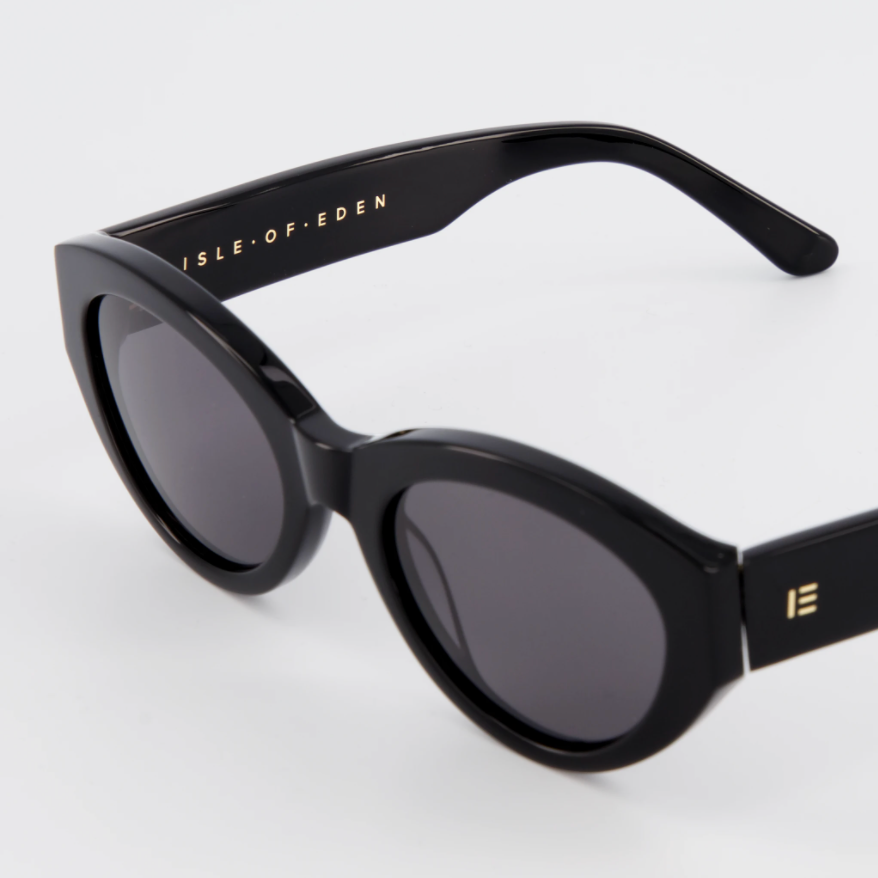 isle-of-eden-sunglasses-black-felina