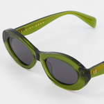      isle-of-eden-sunglasses-frankie-green-close-up